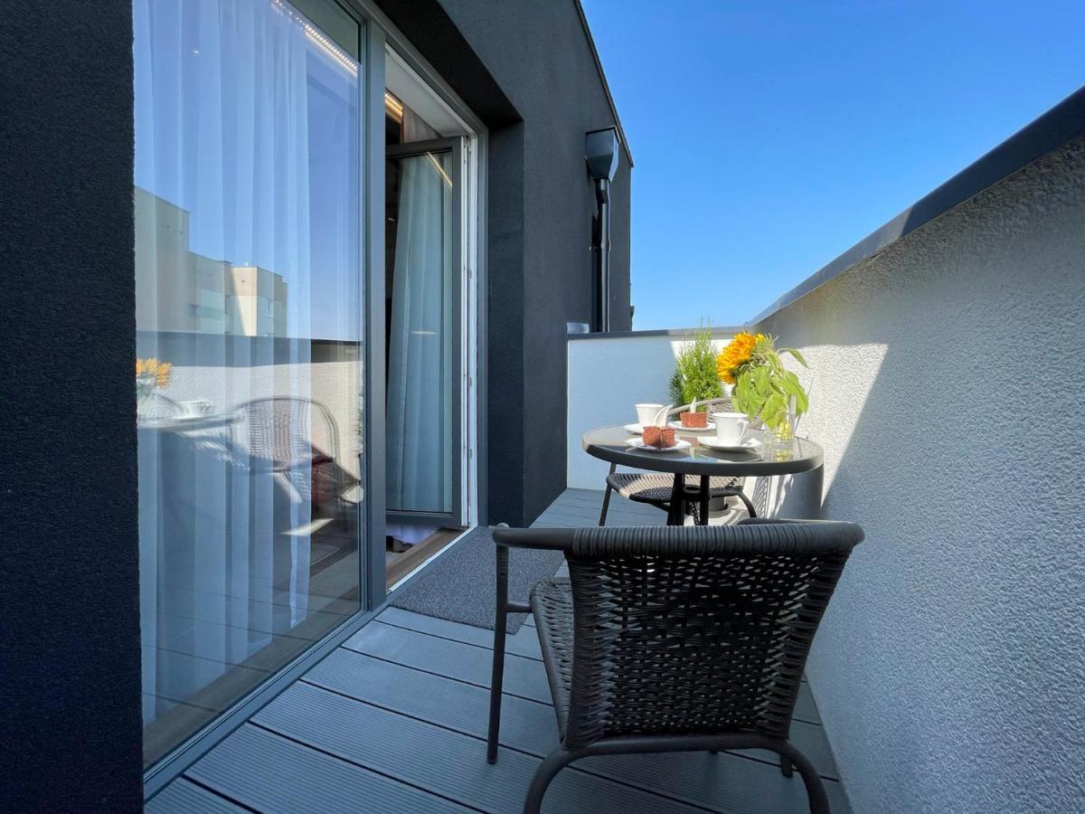 Apartamenty Morzeblizej 科沃布热格 外观 照片
